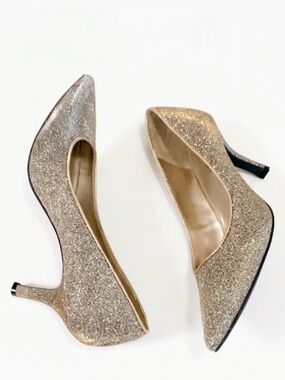NWOT Fiomi NIGHT Glitter Kitten Heels